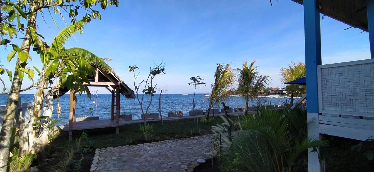 Moyo Island Resort 외부 사진