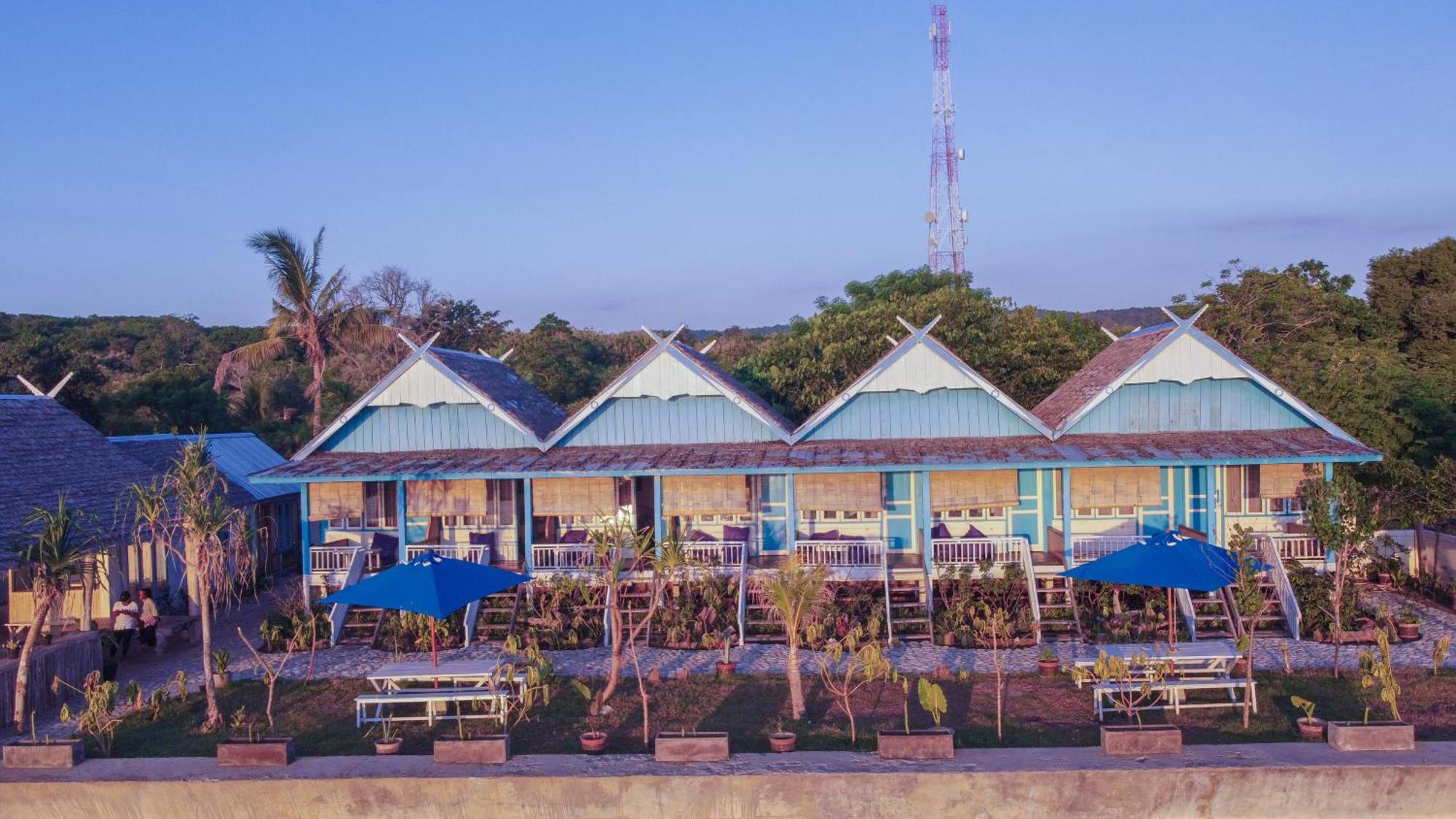 Moyo Island Resort 외부 사진